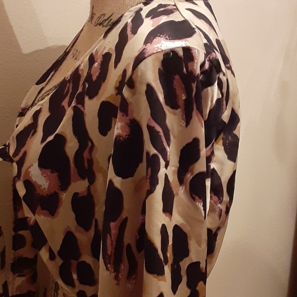 Flounce Sleeve Leopard TIe Front Peekaboo Jumpsuit - Picture 8 of 10
